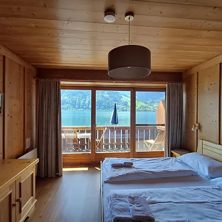 Waterfront Zell Am - Steinbock 滨湖采尔
