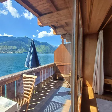 Апартаменти Waterfront Zell Am - Steinbock Целль-ам-Зеє