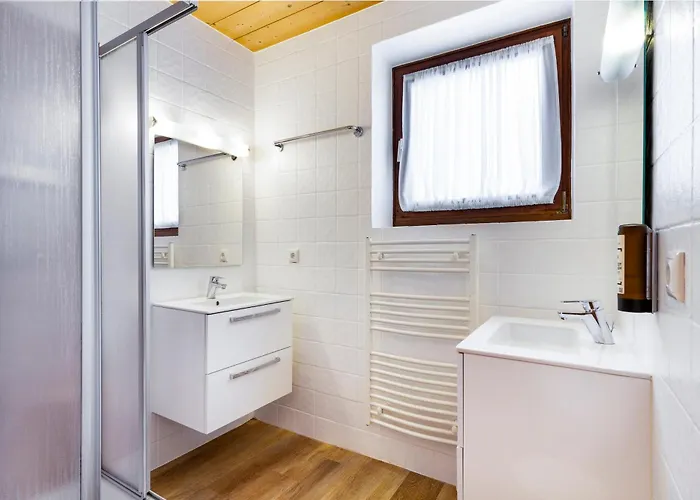 Waterfront Zell Am - Steinbock Целль-ам-Зеє