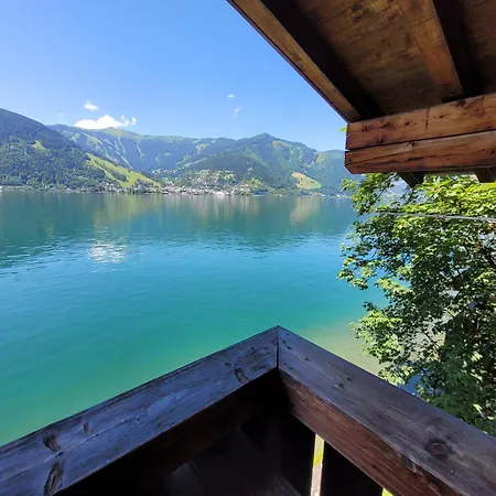 Waterfront Zell am See